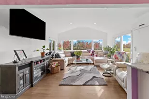 264 Glen Rd, Monroe Township, NJ 08831 - Photo 14