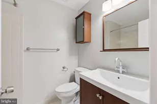 60 Hampshire Dr, Plainsboro Township, NJ 08536 - Photo 20