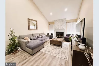 4C Rutherford Hayes Drive, Monroe Township, NJ 08831 - Photo 8