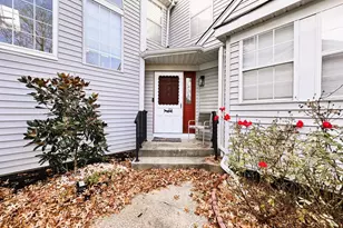 4C Rutherford Hayes Dr, Monroe Township, NJ 08831 - Photo 2