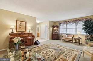 304 Waxwing Dr, Monroe Township, NJ 08831 - Photo 12