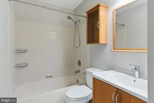 60 Hampshire Dr, Plainsboro Township, NJ 08536 - Photo 30