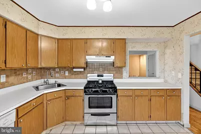 8 Marc Drive, Dayton, NJ 08810 - Photo 8