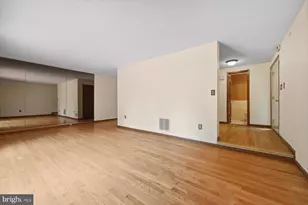 153 Thoreau Dr, Plainsboro Township, NJ 08536 - Photo 8