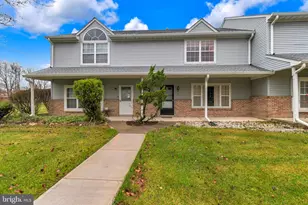 46 Sassafrass, North Brunswick Township, NJ 08902 - Photo 2