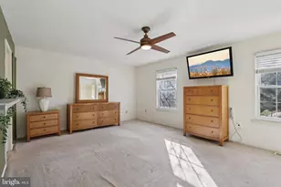 339 Constitution Cir, North Brunswick Township, NJ 08902 - Photo 18