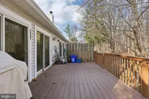 339 Constitution Cir, North Brunswick Township, NJ 08902 - Photo 28