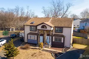 26 Isaac Dr, Dayton, NJ 08810 - Photo 1