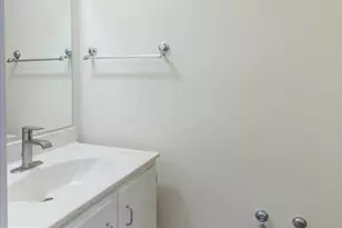 18 Pond View Dr, Plainsboro Township, NJ 08536 - Photo 20