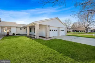 801 Pompton Rd, Monroe Township, NJ 08831 - Photo 2