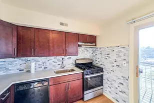 1302 Bradley Ct, Princeton, NJ 08540 - Photo 10