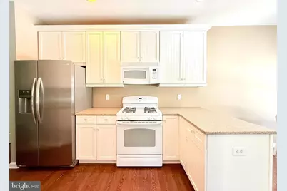 5201 Schindler Dr South S, Monmouth Junction, NJ 08852 - Photo 8