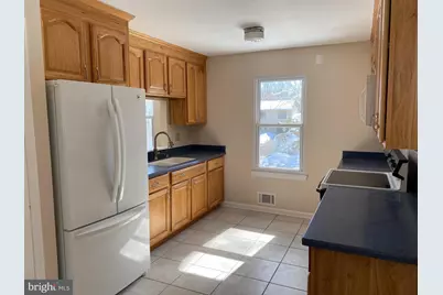 4 S Linden Lane S, Plainsboro Township, NJ 08536 - Photo 6