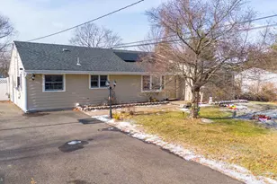 17 Cambridge Rd, Kendall Park, NJ 08824 - Photo 30