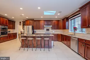 18 Lovell Dr, Plainsboro Township, NJ 08536 - Photo 10