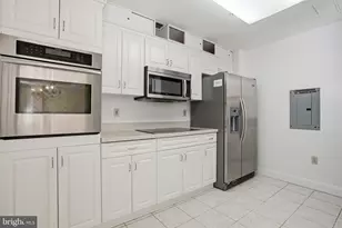 2216 Windrow Dr, Princeton, NJ 08540 - Photo 6