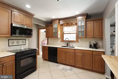 824 Evergreen Court, North Brunswick Township, NJ 08902 - Photo 16