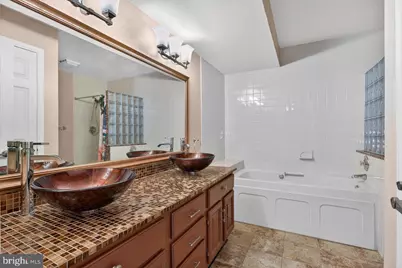 3 Spaulding Drive, Monroe Township, NJ 08831 - Photo 18