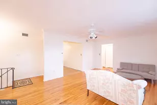 187 Evergreen Rd, Edison, NJ 08837 - Photo 22