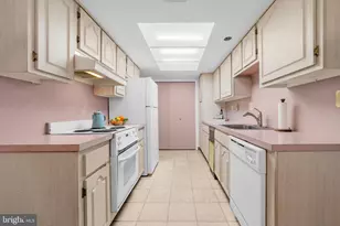 96 Salix Plaza, Monroe Township, NJ 08831 - Photo 8