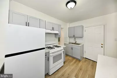 652 Penn Street, Perth Amboy, NJ 08861 - Photo 8