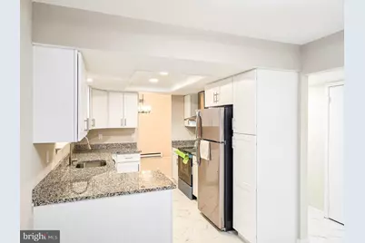 307 Modele Plaza, Monroe Township, NJ 08831 - Photo 12