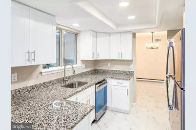 307 Modele Plaza, Monroe Township, NJ 08831 - Photo 10