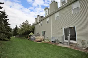 1603 Blossom Cir, Dayton, NJ 08810 - Photo 4