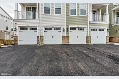 228 Park Ln, Dunellen, NJ 08812 - Photo 1