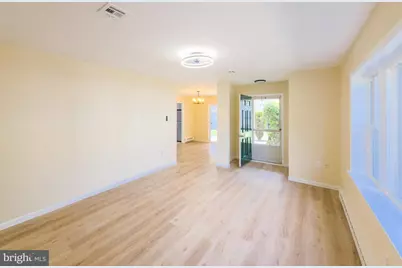 220 Manchester Lane, Monroe Township, NJ 08831 - Photo 8