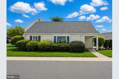 220 Manchester Lane, Monroe Township, NJ 08831 - Photo 2