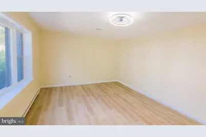 220 Manchester Lane, Monroe Township, NJ 08831 - Photo 6