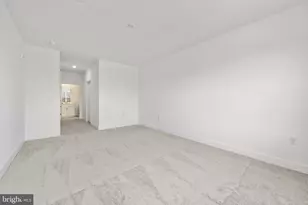 27205 Radford, Monroe Township, NJ 08831 - Photo 16