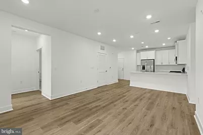 27205 Radford, Monroe Township, NJ 08831 - Photo 6