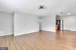 326 Nantuckett Ln, Monroe Township, NJ 08831 - Photo 8