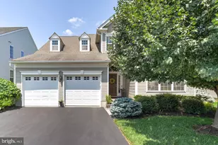 118 Andover Dr, Kendall Park, NJ 08824 - Photo 2