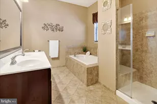 118 Andover Dr, Kendall Park, NJ 08824 - Photo 28