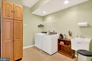 118 Andover Dr, Kendall Park, NJ 08824 - Photo 8