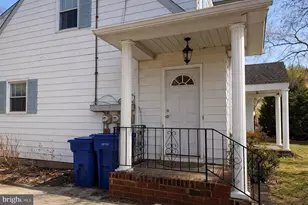 3 Jerome Pl, North Brunswick Township, NJ 08902 - Photo 2