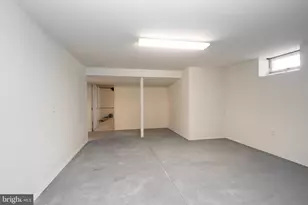 1 Dawson, Monroe Township, NJ 08831 - Photo 34