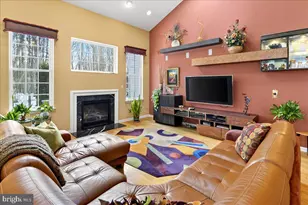 38 Edgemere Dr, Kendall Park, NJ 08824 - Photo 22