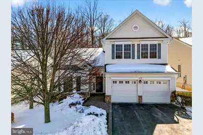 38 Edgemere Drive, Kendall Park, NJ 08824 - Photo 4