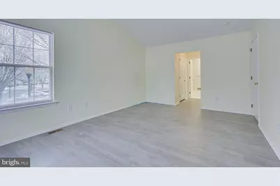 401 Pheasant Run, Monmouth Junction, NJ 08852 - Photo 20