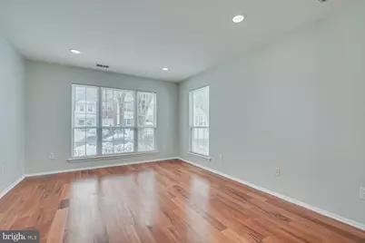 401 Pheasant Run, Monmouth Junction, NJ 08852 - Photo 6