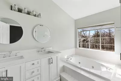 76 Coriander Drive Drive, South Brunswick Township, NJ 08540 - Photo 22