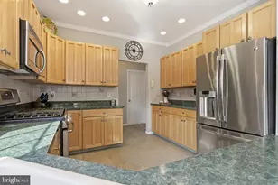 1 Edinburg Cir, Matawan, NJ 07747 - Photo 16