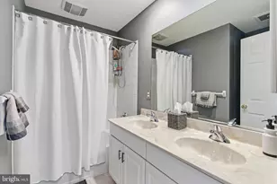 1 Edinburg Cir, Matawan, NJ 07747 - Photo 40