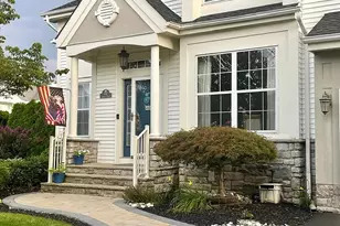 1 Edinburg Cir, Matawan, NJ 07747 - Photo 2