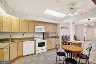 3 Surrey Ct, Monroe Township, NJ 08831 - Photo 10