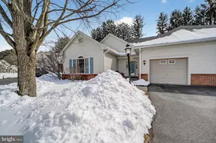 4 Empress Ct, Princeton, NJ 08540 - Photo 1